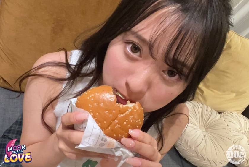 ⁣MFCL-024 【ゼロ距離カップル】キス魔彼女とデート帰りのまったりタイム#かほ