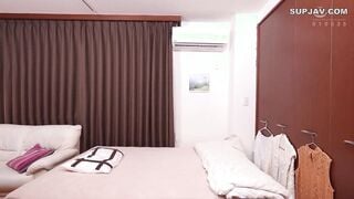 【モザイク破壊】UMSO-610 隣に引っ越してきたお姉さんがノーブラで挨拶にやってきた！ラッキーと思っていたら、なんとパンツも履いていなかった！！VOL.02