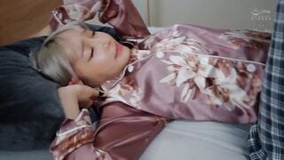 NTRH-008 俺だけを愛し尽くさせていた妻は、貧弱そうなただのブス男と不倫セックスしていた。 百永さりな