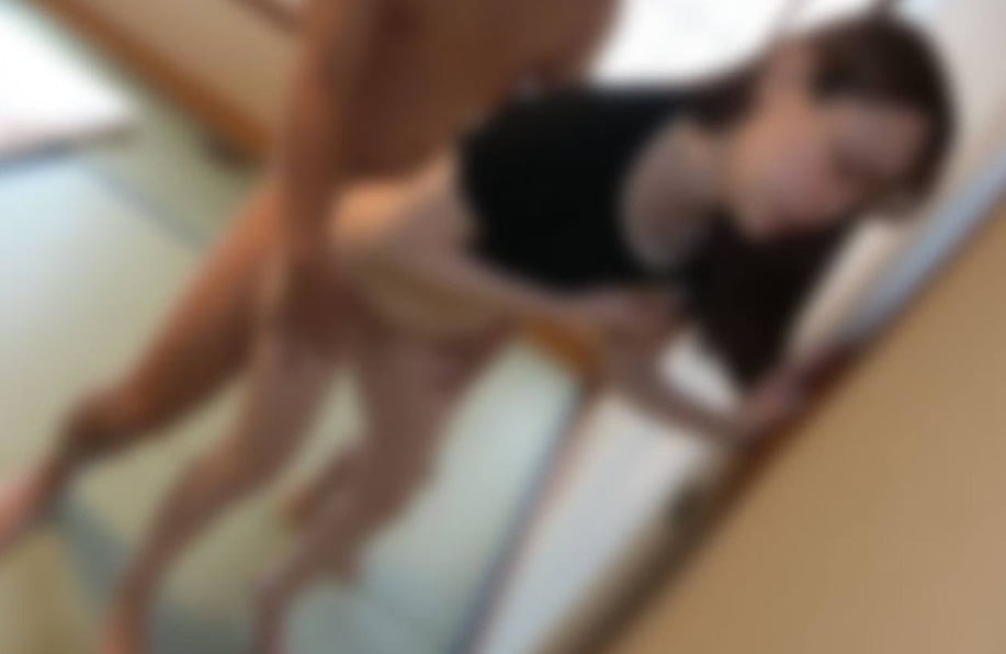 FC2-PPV-4820320 ※1月1日前首次購買限時90%OFF※【私密拍攝】一位非常美麗又清純的年輕妻子。擁有完美身材，在和室進行拍攝。