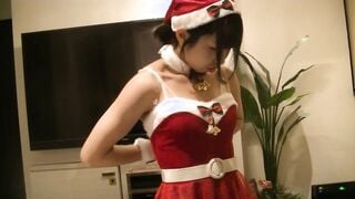FC2-PPV-4820408 可愛いクリスマスサンタさんに穴あきコンドームで勝手に中出ししたら気持ち良すぎてやばかった話