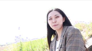 FC2-PPV-4811625 【ガチレズ人妻初撮】川越8頭身美女♡レズ風俗の軍資金欲しさにAV応募した人妻がチ●ポ挿入3秒でメス顔連発！高速ピストンでイキ狂い腹上大量ぶ