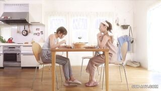 [Pemusnahan Mozek] Pasangan Lesbian SDDE-594 Tidak Sedar Memasukkan