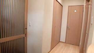 GOJI-081 いつぶれた部下を送った夜、奥さんのノーブラ姿に理性が奪われた