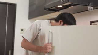 MIDA-463 終電を逃して無理やり泊まりにきた同僚がノーパンノーブラすっぴん姿に発情。無理やりエッチだったのに朝まで何度もイってしまったワタシ…。 八木奈々