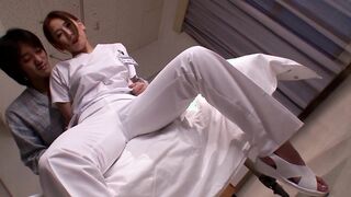 MIDD-785 美しい爆乳女医の下品なガニマタ性行為 佐山愛