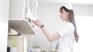 PRED-696C-U 性欲ムンムンド痴女ナースの勝手にまたがりうまのりホールドで身動きできずにレロレロ！コネコネ！ギュイン！こねくり回し！乳首責め中出し診察 星宮一花