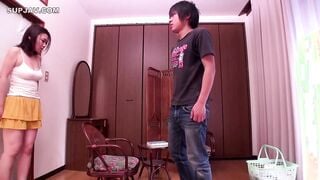 【モザイク破壊】SW-158 夢のtidythin！まだまだイケる母親のデカ尻とデカ乳に勃起した僕 父親の目を盗んでこっそり挿入させてくれる母