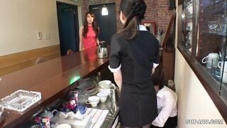 【モザイク破壊】SW-344 近所の奥さんが集まる昼下がりのセレブカフェ、夫には見せたことがないミニスカパンチラで俺のチ○ポを誘い尻に擦りつけ店内で挿入させられた！