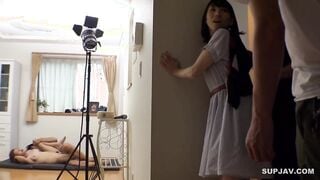 【モザイク破壊】SW-350 夫婦対抗野球拳！人妻がじゃんけんに負けて夫の前でスッポンポン！マ○コ濡れ濡れ奥さんは夫の目の前で他の男のチ○ポいかせるまでしゃぶったりハメた