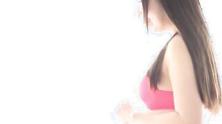 【モザイク破壊】SW-392 巨乳家政婦の胸の谷間が気になるけど我慢してたら、下乳まで見せつけられて、堪らずモミまくったら荒い息で感じだし優しく包み込んでくれました。