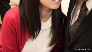 【モザイク破壊】SW-400 同窓会で会った憧れの彼女は人妻になっていた。旦那と上手くいってないのか彼女いない歴30年の僕のチ●コを机の下で握りしめて放さない。みんなの目