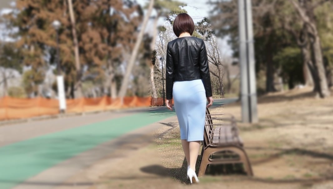 FC2-PPV-4814532 【帶娃】【處男殺手】明明夫妻和睦天天中出做愛，卻以"撫養費"為藉口應徵AV的變態媽媽，被高速抽插激出潮吹高潮！肚子