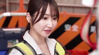 HSODA-096 工事現場で咲く一輪のドボジョ。～脱ぐと湧き出る汗と我慢汁とぐちゅぐちゅ音～ 依本しおり