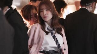 SNOS-021C สาวกระทำความผิดพ่ายแพ้อย่างสิ้นเชิงโดยผู้ชายที่มีกระเจี๊ยบใหญ่! อายะ ซาซากุระ