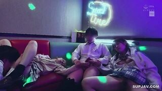 【モザイク破壊】NSODN-005 毎日カラオケBOXでダラダラたむろしているクソ生意気な迷惑客の美少女3人組。激怒したカラオケ店員が彼女たちを眠らせて生ハメ昏●レ○プし