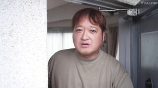 FNS-150 町営団地10号棟の隣人は毎日違う男を連れ込み敏感ボディから溢れ出る汗で下品に肉体性交　女神ジュン