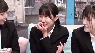 SDMM-222 マジックミラー号 田舎から東京にやってきた就活中の女子大生 とにかく内定が欲しい就活女子たちはセクハラまみれのセミナーを必死に耐えるが、過激な面接対策は
