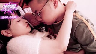 蕉点传媒JDSY-183 在外打拼的儿子回家