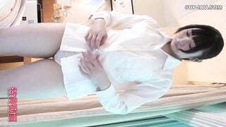 FC2-PPV-4833894 無修正＜清純派元アイドル研究生だった制服18坂道系＞ピンク色オマンコくぱぁ\!ふれっしゅな股間ぱっくりおっぴろげ観察♡ねっちょり超接写至近