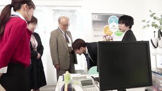 HUNTC-427 「時間止め放題だぜ！」2 ボクの家＆会社には場所によって時間を自在に止められる神装置が存在！時間が止まってんなら関係ねえ！好きなだけ触って舐めて挿れて