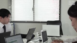 NSFS-450 美しいおばさんの体験談 若いデカチンの男たちにまわされて悶絶してしまった私3 葉月保奈美