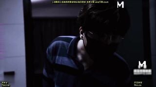 麻豆传媒LY-069 盲女日记 从近距离窥视女孩的身体到进入骚穴 许可可
