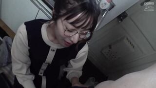 【モザイク破壊】HAWA-324 彼女のいない貧乏な自分にあるのは有り余る性欲と安アパートだけ 風俗に行く金も無いし若い子はノリが苦手…だからおとなしそうな人妻を捕まえて