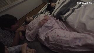 【モザイク破壊】HBAD-413 息子の友達のマセガキ共に性処理をさせられる母親 長谷川舞