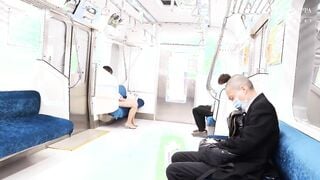 VAGU-288C 最終電車でパンチラしていた嫁の義姉さんは勃起した僕に気付いて誘惑しはじめた 安位薫