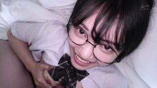 APGH-052 放課後の優等生はどんな欲望も受け入れてくれる素敵な娘でした 「奥まで欲しい…」 気にも留めず唾液が伝う 快感乙女体質 顔を赤らめてガン突き絶頂 八坂凪