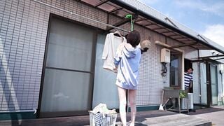 HZGD-329 都会からやってきた甥っ子をパーカー1枚ノーパンノーブラで挑発…無意識誘惑する田舎妻 那賀崎ゆきね