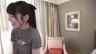 FC2-PPV-4841930 清楚なふりしてエロいカラダの「Fカップ」巨乳女子大生（２０）パイズリさせてつるつるまんこに生挿入⇒いちゃらぶ過ぎて精子でまくりの密着生交尾