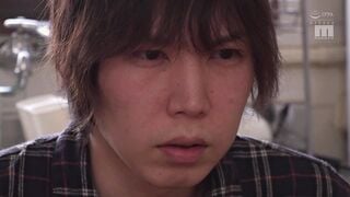 MIAA-417 母の再婚相手に妹が犯●れているのを見てクズ勃起。 天然かのん