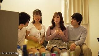 【モザイク破壊】AWAW-012 ギャラ飲み女子を自宅に呼んだら超ノリ良いめちゃシコ女子が来てスケベなゲームしちゃってお互い楽しくなって結局タダマンまで頂けちゃうのか！？