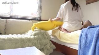 300MIUM-1269 【華奢×巨乳】マカロンボイス彼女と、部屋着すっぴん姿で貪り合う。僕にしか絶対見せない笑顔、メス顔、イキ顔…。彼女の愛情手コキで大暴発する夜と、二