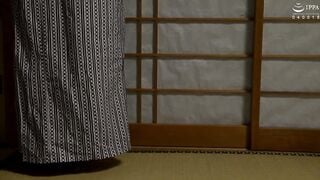 AVOP-431 淫欲レズ三つ巴 ～温泉旅行で寝取られた白肌美人妻～