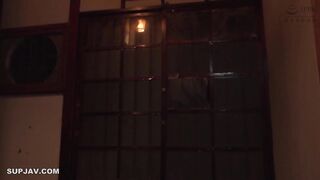 【モザイク破壊】MRSS-058 僕の愛する妻が大嫌いなジジイに寝取られている現場に遭遇したが、あまりにも気持ちよさそうに喘いでたから中出しされても何も出来なかった 永井