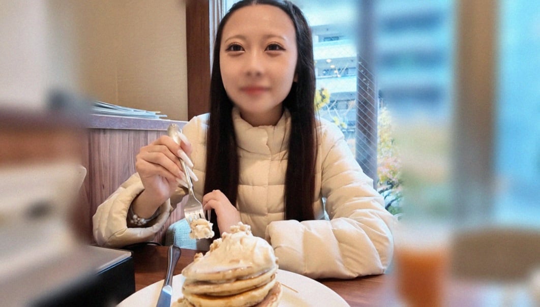 FC2-PPV-4843498 限時9日1090點!!【初】※含早鳥特典 20歲專業**舞者。用嬌柔身軀與小嘴OASOBI・。以深喉口交收尾