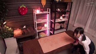 SCOP-500 いつも僕を「童貞童貞」と小生意気に見下す妹が非ヌキ系メイド洗体リフレで働いていた！！弱みを握った僕はそこに付け込み、エッチな事を要求していったらどうなっ