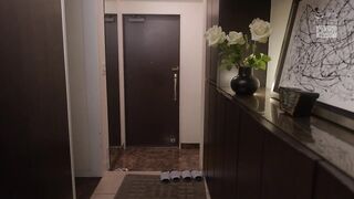 CJOD-493C 「手でサスサスするだけなら浮気じゃないわよ」彼女の美魔女ママに爆乳むにゅむにゅ密着おっぱい手コキで足腰ガクガク立てなくなるほど射精させられちゃった僕