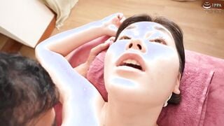 FOCS-295C 派遣マッサージに沼って乳首開発された若妻 自ら求めてしまう巧みな悪徳性マッサージに涎ダラダラ全身ブルブル アへ顔全開でイキまくるNTR中出し！ 塚本