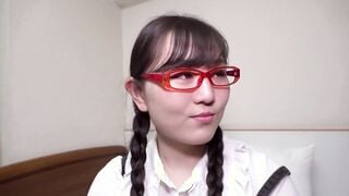 天然むすめ 021426_01 お尻の開発にも興味津々な赤メガネ娘