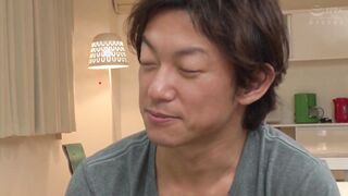 IENE-879 突然のキスに怒るどころか体を反り返るほど痙攣してイキまくり！超発情モードになった幼馴染はキスだけじゃ足りず自ら生ハメ！