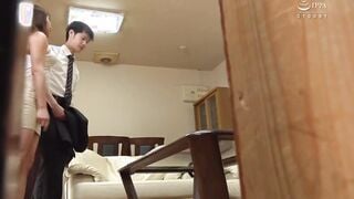 SW-785 夫婦交換スワッピング！「夫の見てる前で硬いチ○ポで激しくイカセて！」性欲盛んな奥様は他人棒で杭打ちされて絶頂しちゃうド変態