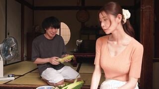 ROE-459 憧れの叔母に媚を盛り続けて10日後、ガンギマリ中出しハメ放題のアヘアヘ肉便器になった…。 葵百合香