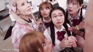 【モザイク破壊】HUNTC-484 精子争奪ハーレム乱交！超問題児ヤリマンばかりで男はボク1人の特別補習室で童貞絶倫チ○ポいじりまくりの強●連続射精！