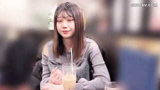 FC2-PPV-4853274 ※3日で消.除予定【アへ顔W✌】ﾍﾞｯﾄﾞ水没並の潮吹きをするｴﾍﾟ大㈻生。濁音喘ぎ声で白目をむいて昇天する彼女に2回も中出し。就職前に地