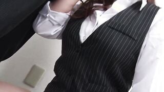一本道 022626_001 女課長と部下の性業務