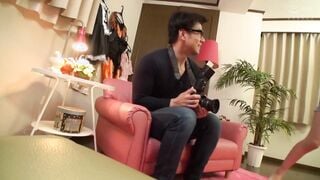 SCOP-512 お金の無い貧困地下アイドルが危険を承知で熱狂的ファンとマンツーマンの個人撮影会決行！誰一人スタッフがいない状況で気持ち悪いオタクに犯され強制中出しfre